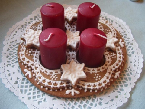 Justy - Adventi koszorú mézeskalácsból, Meska Justy - Adventi koszorú mézeskalácsból, Meska