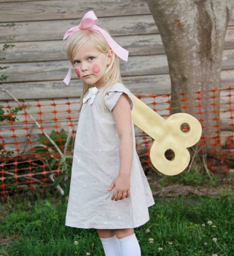 felhúzható baba jelmez, Meska