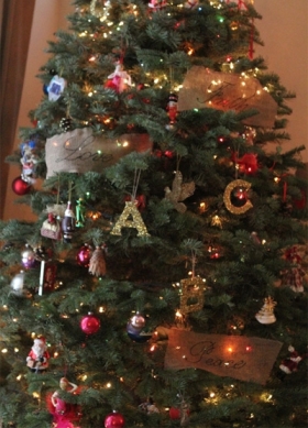 Idén díszítsd különlegesen a karácsonyfád! Új díszítési módszerek, Bien.hu
