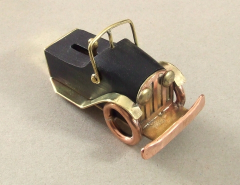 Fehercsaba - Oldtimer pendrive, Meska