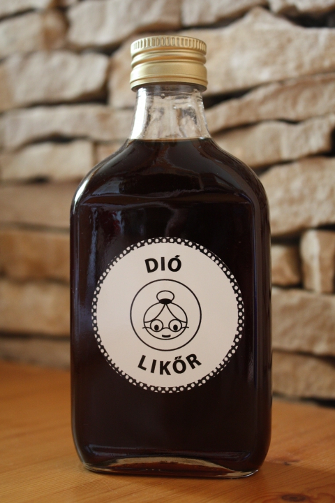 Csopakikert, dió likőr, Ízporta