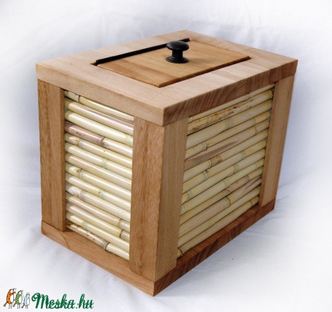 Császárfa-ládika, nád oldallal, Dekoráció, Otthon, lakberendezés, Tárolóeszköz, Doboz, Famegmunkálás, Csodaszép,kis hangulatos ládikát készítettem paulovniából (kínai császárfa), aminek az oldalai nádb..., Meska