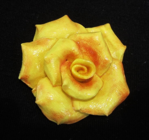 \'Queen Elisabeth\'  Rózsa Gyűrű, Ékszer, óra, Bross, kitűző, Polymer gyurmából készítettem ezt a rózsa gyűrűt, vidám hangulatot teremtve egy nyári öltözékhez
A r..., Meska