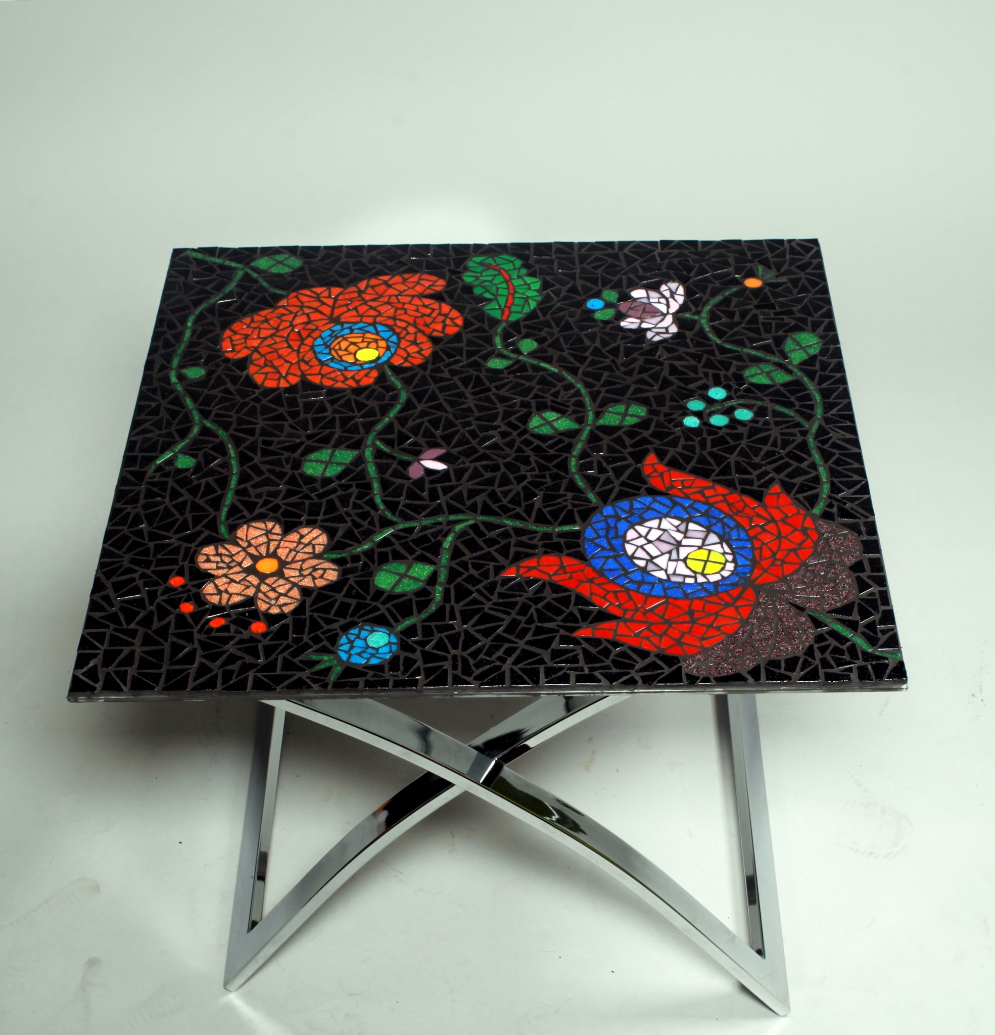 Pin By Mel On Banos Decorative Bowls Mosaic Painted Furniture