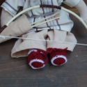 Íjász Waldorf baba 30 cm-es, Játék, Baba, babaház, Baba-és bábkészítés, Varrás, - Mérete: 30 cm
- Fiú baba, kócos, vörös hajjal.    - Ruházata: Ing, nadrág, horgolt kiscipő
- Felsz..., Meska