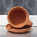 Füles cserép , Otthon, lakberendezés, Kaspó, virágtartó, váza, korsó, cserép, Kerti dísz, Kerámia, 12 cm szélességű és 9 cm magas a korongozott cserép. Mázatlan terrakotta a hozzá való alj is.
..., Meska