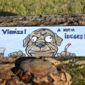 Vigyázz! A kutya ideges!, Állatfelszerelések, Otthon, lakberendezés, Utcatábla, névtábla, Famegmunkálás, Festett tárgyak, Fatáblára akril festékkel készült festmény. Az időjárás viszontagságaitól lakkréteg védi.

Minden tá..., Meska