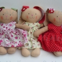 Nyuszilány, Dekoráció, Játék, Baba-mama-gyerek, Baba, babaház, 28 cm magas (plusz a füle :), saját tervezésű vidám nyuszikislány. Pamutvászon anyag a teste, virágo..., Meska