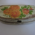 Rózsás szemüvegtok a Mamának, Otthon, lakberendezés, Tárolóeszköz, Decoupage, szalvétatechnika, Festett tárgyak, Persze lehet Neked, Anyunak, Dédinek, vagy a szomszédnéninek is. Natur fa szemüvegtokot festettem, r..., Meska