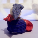 Meglepetés nyuszi, húsvéti dísz, Dekoráció, Otthon, lakberendezés, Ünnepi dekoráció, Húsvéti mindenféle, Patchwork, foltvarrás, Baba-és bábkészítés, Meglepetés nyuszi, húsvéti dísz.

Textilből készített nyuszika,feje hungarocell golyó. A hátulja nyi..., Meska