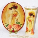 Női nosztalgiamintával dekorált üvegváza és falikép  !, Otthon, lakberendezés, Dekoráció, Kaspó, virágtartó, váza, korsó, cserép, Falikép, Decoupage, szalvétatechnika, Női nosztalgiamintával dekorált üvegváza és falikép (fából),rózsákkal díszítve! 
Váza méretei: 19cm ..., Meska