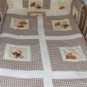 Méhecskés-kockás babaágynemű, Baba-mama-gyerek, Gyerekszoba, Falvédő, takaró, Baba-mama kellék, Varrás, Patchwork, foltvarrás, RENDELÉSRE!Erre ne kattints, már elkelt.

4 részes patchwork garnitúra 100 % pamutból.
Belül vatelin..., Meska