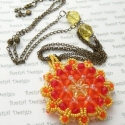 Nap mandala csiszolt nyaklánc, extra hosszú, Mandala átmérője: kb. 6.5 cm
Nyaklánc teljes ...