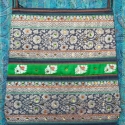 AKCIÓS!!Zöld,ezüst szállal szőtt táska, Ruha, divat, cipő, Táska, Képzőművészet , Válltáska, oldaltáska, Varrás, Patchwork, foltvarrás, Sötétszürke kordbársony anyagból készült táska.Az elejét,ezüst szállal,kézzel szőtt anyag díszíti,me..., Meska