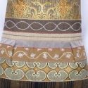 Drapp ,mintás 2.válltáska, Magyar motívumokkal, Ruha, divat, cipő, Táska, Válltáska, oldaltáska, Patchwork, foltvarrás, Varrás, Drapp,bútorszövet alapanyagból készült, középrész egy-egy hajtással díszített táska.
Felső részét ny..., Meska