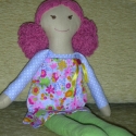 Abby kisasszony baba , Játék, Baba-mama-gyerek, Dekoráció, Baba, babaház, Varrás, Baba-és bábkészítés, Abby kisasszony igazi tavaszi hölgy. Pöttyös felsőt és zöld harisnyát visel. Szoknyája levehető, vid..., Meska