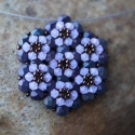 Rózsaszín hópehely medál, Ékszer, óra, Nyaklánc, Matt lilás szürke színjátszó csiszolt gyöngyöket díszítettem 4 mm-es Rose water opal Swarovski krist..., Meska