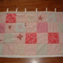 Patchwork falvédő megrendelhető, Ezt a falvédőt egy édes kislányának készíte...