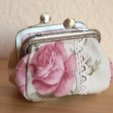 Pénztárca, Táska, Pénztárca, tok, tárca, Pénztárca, textilből készült 8 cm fémkeretre varrt. Mérete 9x8 cm., Meska