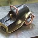 Oldtimer pendrive, Férfiaknak, Ékszer, óra, Mindenmás, Furcsaságok, Mindenmás, Ötvös, Oldtimer pendrájv a régi autók rajongóinak.
Szerintem bájos lett.
Van rajta  \"szélvédő\" és a sebvá..., Meska