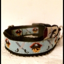  Kalóz-Rosie\\\'s Dog coll-art nyakörv S-es, Állatfelszerelések, Varrás, Termékleírás 

Biztonsági tuck-csatos nyakörv.
Termékeim minőségi alapanyagokból készülnek. Kizáróla..., Meska