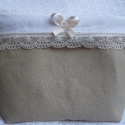 A Dédi szekrényéből- textil tároló, Otthon, lakberendezés, Tárolóeszköz, Doboz, Finom pamutcsipkével díszített romantikus textil tárolót készítettem.Vastag beige és fehér pamutvász..., Meska