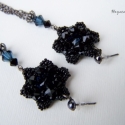 Kisvirágos fekete szépség  - Swarovski fülbevaló, Hosszú, finom, szexi fülbevaló Swarovski krist�...