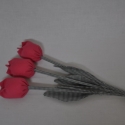 TULIPÁN és más textil virág szálak, Dekoráció, Otthon, lakberendezés, Dísz, Ünnepi dekoráció, Varrás, Patchwork, foltvarrás, Egy virág, ami nem hervad el és nem kell locsolni. Virága 7 cm,a szára 28-30 cm. Ideális ajándék szü..., Meska