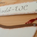 plajosorsi részére Fürdő-WC ajtódísz , Dekoráció, Otthon, lakberendezés, Dísz, Famegmunkálás, Nyárfából készült \"Fürdő-WC\" táblácska káddal.

mérete: 20cm x 16cm + 4,5cm akasztó

, Meska