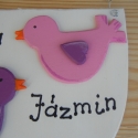 Madárkás ajtódísz lányoknak , Dekoráció, Otthon, lakberendezés, Dísz, Famegmunkálás, Kamillának és Jázminnak készítettem ezt az ajtótáblát! Kérésre szívesen megcsinálom tetszőleges névv..., Meska
