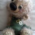  Boldizsár, Játék, Dekoráció, Játékfigura, Varrás, Kötés, Mohair anyagból, kézzel varrt macika, aminek magassága 25 cm,   teste vatelinnel töltött, orra hímze..., Meska