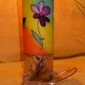 Asztali lámpa, Otthon, lakberendezés, Lámpa, Hangulatlámpa, Selyemfestés, Festett selyemmel díszített üveg asztali lámpa égővel. 
Henger alakú 28cm magas. Saját készítésem a ..., Meska