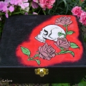 \"Coffin\" fa láda, Bútor, Férfiaknak, Otthon, lakberendezés, Festett tárgyak, Visszatértem, kisebb kihagyás után újabb áruval jelentkezem! :)

Igazi vagány ládika, koponyás-rózsá..., Meska
