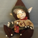 Porcelánbaba a LegendLand BJD-től : GERZSON kobold, Dekoráció, Képzőművészet , Szobor, Kerámia, Baba-és bábkészítés, Kerámia, Gerzson kobold didergett,
ma borús reggelre ébredt.
Ám kobold módra megoldotta,
nincs is most már se..., Meska