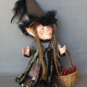 Porcelánbaba a Legendland BJD-től : ROZI boszorka , Otthon, lakberendezés, Képzőművészet , Szobor, Kerámia, Baba-és bábkészítés, Kerámia, Bűbájos is és ármányos,
kígyólelke se látványos.
Csodás mosolya behízelgő,
Ő bizony Rozi,a rettentő!..., Meska
