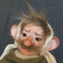 Porcelánbaba a Legendland BJD-től : PIPPÓ manó, Dekoráció, Képzőművészet , Szobor, Kerámia, Baba-és bábkészítés, Kerámia, 
Lovagias kobold Pippó,
nem egy buta tilinkó.
Ismeri a lányok szívét,
ki is teszi szívét-lelkét.


Ő..., Meska