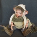 Porcelánbaba a Legendland BJD-től : PIPPÓ manó, Dekoráció, Képzőművészet , Szobor, Kerámia, Baba-és bábkészítés, Kerámia, 
Lovagias kobold Pippó,
nem egy buta tilinkó.
Ismeri a lányok szívét,
ki is teszi szívét-lelkét.


Ő..., Meska