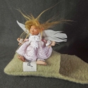 IBOLYA tündérke kitűző, Játék, Ékszer, óra, Játékfigura, Bross, kitűző, Baba-és bábkészítés, Kerámia, Ibolyácska egy vidám kis tündérke,
kitűzőként lehet ruhád,táskád éke.

Teljes hossza: 6 cm.
..., Meska