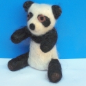 Panda Bébi, Dekoráció, Dísz, Nemezelés, Egyenlőre magányos panda bébi várja új tulajdonosát. A panda bébi fehér,és fekete gyapjúból,tűnemeze..., Meska