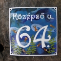 Házszám, utcatábla tűzzománcból, Otthon, lakberendezés, Utcatábla, névtábla, Tűzzománc, Egyedi,tűzzománc házszám, utcatábla, megrendelésre készül.
Mérete: 15x15 cm
A képek már korábbi, elk..., Meska