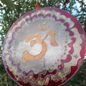 60. OHM Mandala -Narancs,Arany, Dekoráció, Képzőművészet , Festmény, Az Aum (más néven Om, ?)-Mandala-
Pranavának nevezik, és a legfontosabb hindu szimbólum.
 
Védelmet ..., Meska