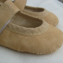 Puhatalpú bőrcipi, rendelhető 9-15 cm-ig, Ruha, divat, cipő, Baba-mama-gyerek, Cipő, papucs, Baba-mama kellék, Varrás, Valódi bőrből, ami nagyon finom puha, vékony, és nagyon könnyű. 
Bélése vékony, pamuttal bevont sziv..., Meska
