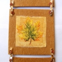 Levélhullás, Dekoráció, Otthon, lakberendezés, Kép, Falikép, Decoupage, szalvétatechnika, Decoupage technikával készült kép.

A kis képek méretei: 9,5x9,5 cm
Drót és kagylógyöngyök segítségé..., Meska