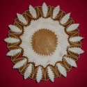 Mandala-Tulipántos, Dekoráció, Esküvő, Ünnepi dekoráció, Mézeskalácssütés, Mézeskalácsból készült mandala, tulipánokkal körülrakva. Különleges ajándék névnapra, születés napra..., Meska