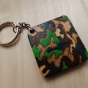 I LOVE AK kulcstartó fegyver rajongóknak, Férfiaknak, Mindenmás, Kulcstartó, Furcsaságok, Famegmunkálás, Festett tárgyak, Egy újabb színes dolog:
egy airsoft kedvelő ismerősöm számára készült ez a kulcstartó, mely kedvenc ..., Meska