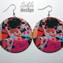 Miro fülbevaló, Ékszer, óra, Fülbevaló, Famegmunkálás, Decoupage, szalvétatechnika, 5 cm átmérőjű fa korongra készült fülbevaló.

Joan Miro egyik alkotásának részlete található rajta.
..., Meska