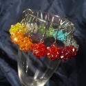Gömböcske - fűzött swarovski fülbevaló , Ékszer, óra, Fülbevaló, 4 mm-es swarovski kristály bicone gyöngyökből áll ez a fülbevaló.
Különlegességét a swarovski kristá..., Meska