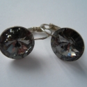 Swarovski grey, Ékszer, óra, Mindenmás, Fülbevaló, Ékszerkészítés, Mindenmás, Francia kapcsos szürke swarovski fülbevaló.
14 mm-es rivoliból készült a fény hatására váltogatja a ..., Meska