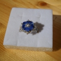 Sapphire virágy - swarovski gyűrű, Ékszer, óra, Gyűrű, Gyöngyfűzés, Ajándékba készítettem ezt a csillogó gyűrűt egy kedves ismerősömnek.

Nekem annyira tetszett mikor e..., Meska