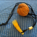 sarkantyúsíp, Játék, Mindenmás, Készségfejlesztő játék, Hangszer, zene, Népi játék és hangszerkészítés, Újrahasznosított alapanyagból készült termékek, Levitézlett kakas sarkantyújából készült ez a kicsike síp - erős hangjával emlékezik eredeti gazdája..., Meska